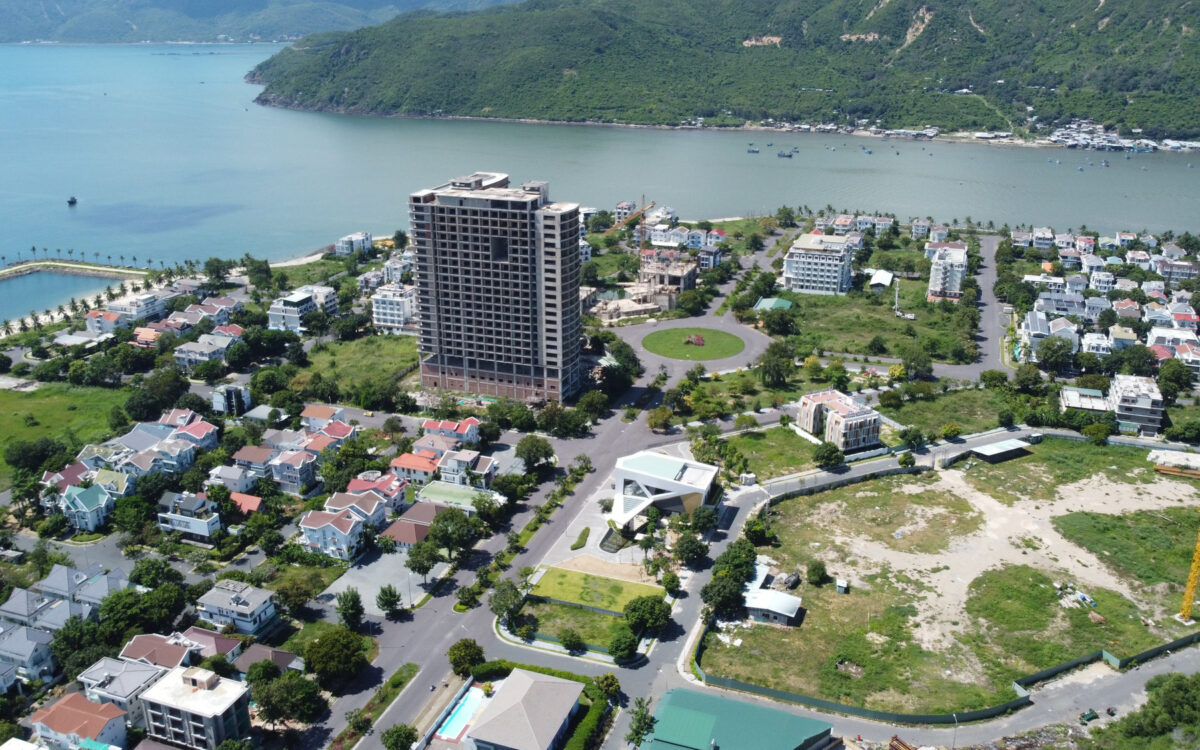 Khánh Hòa ra quy định mới, ngăn chặn bán nền tràn lan